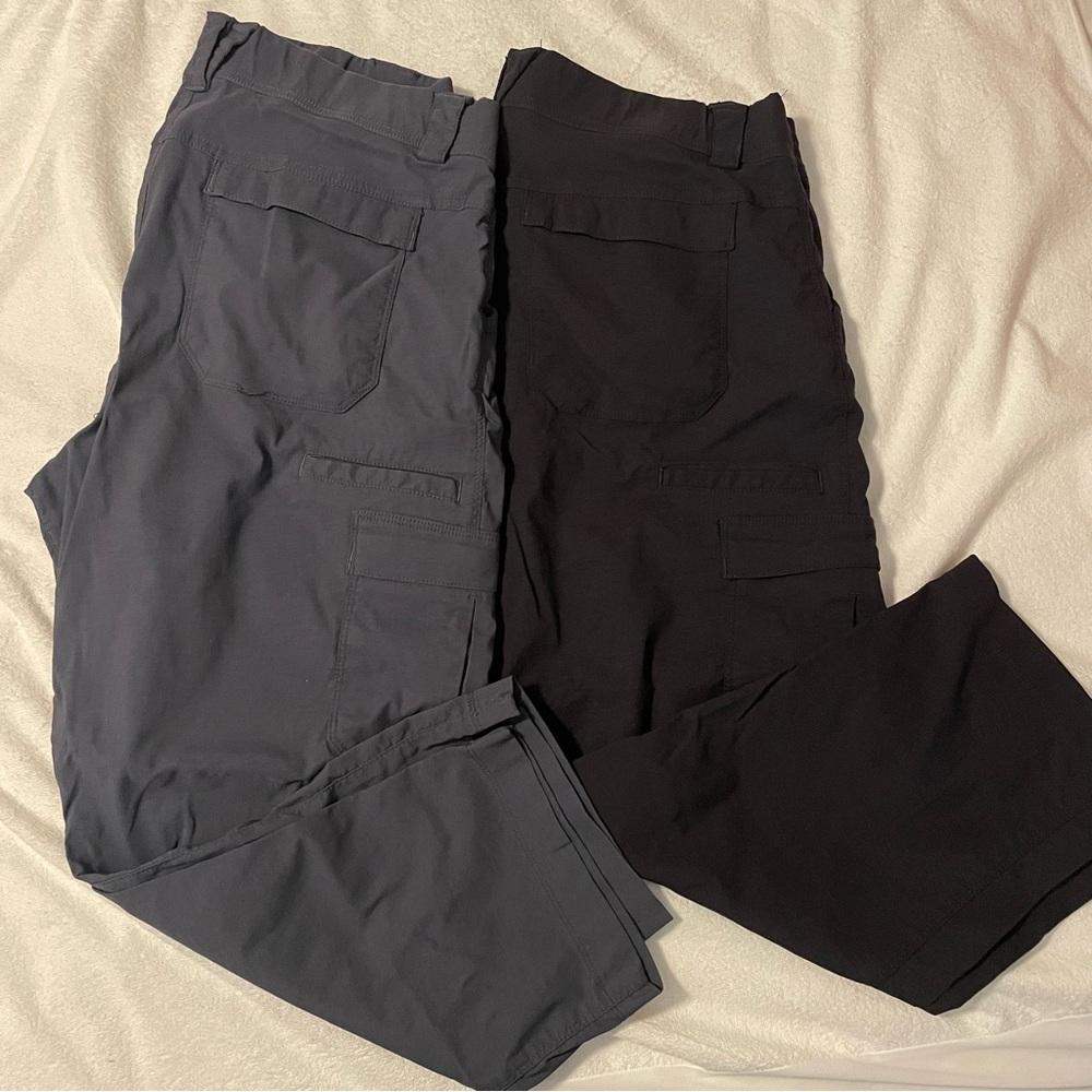 Duluth Trading 2 pr 12 quick dry capri